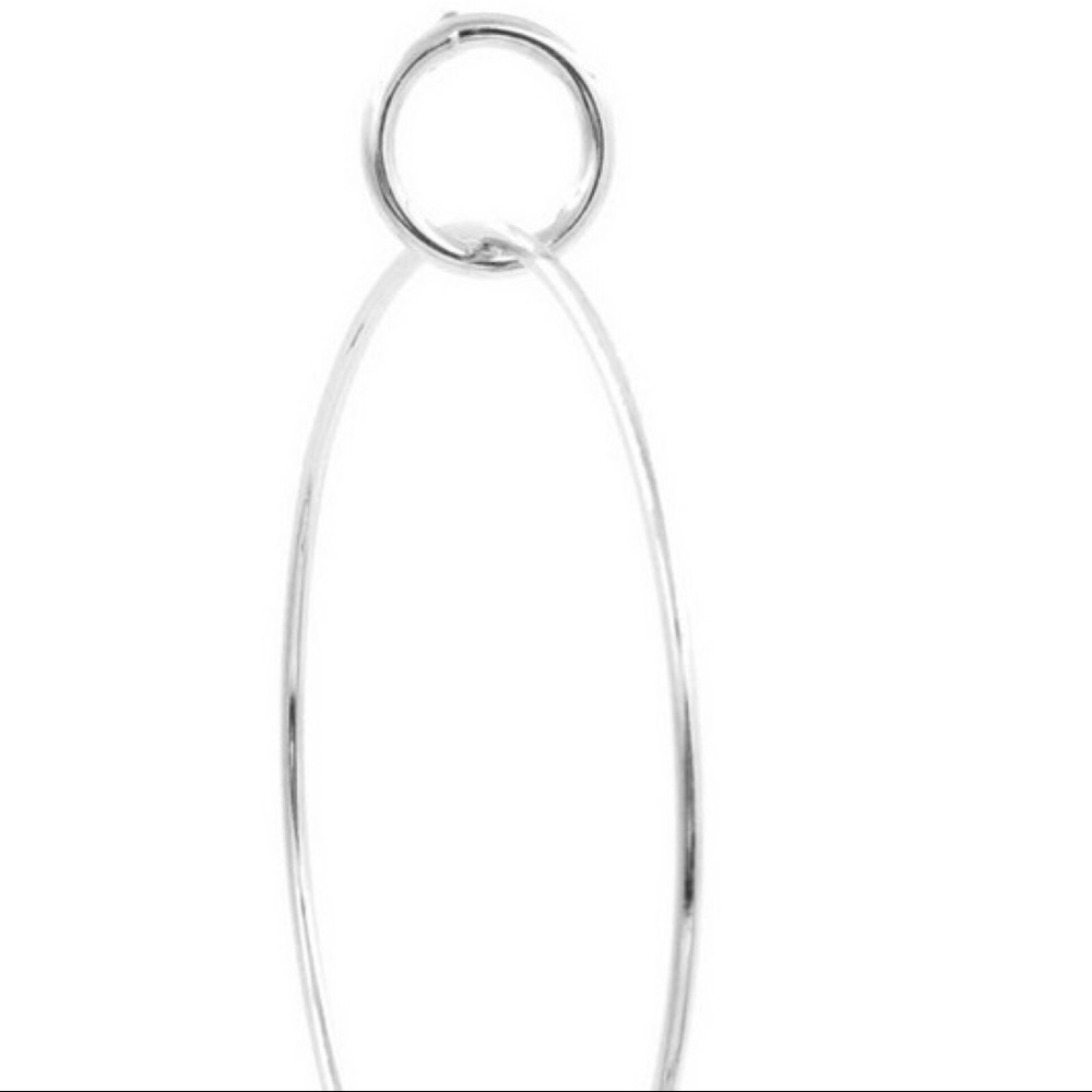 LAST‼️5 🌟 Interlinked Hoop Earrings - Picture 6 of 6